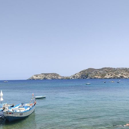 Komissa΄S Beach House Agia Pelagia  Exterior photo